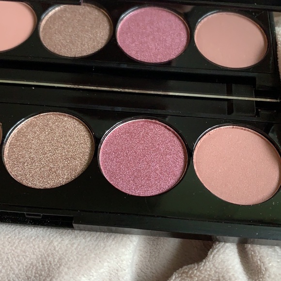 Laritzy Cosmetics Artistry Eyeshadow Palette in Royal - Picture 5 of 6